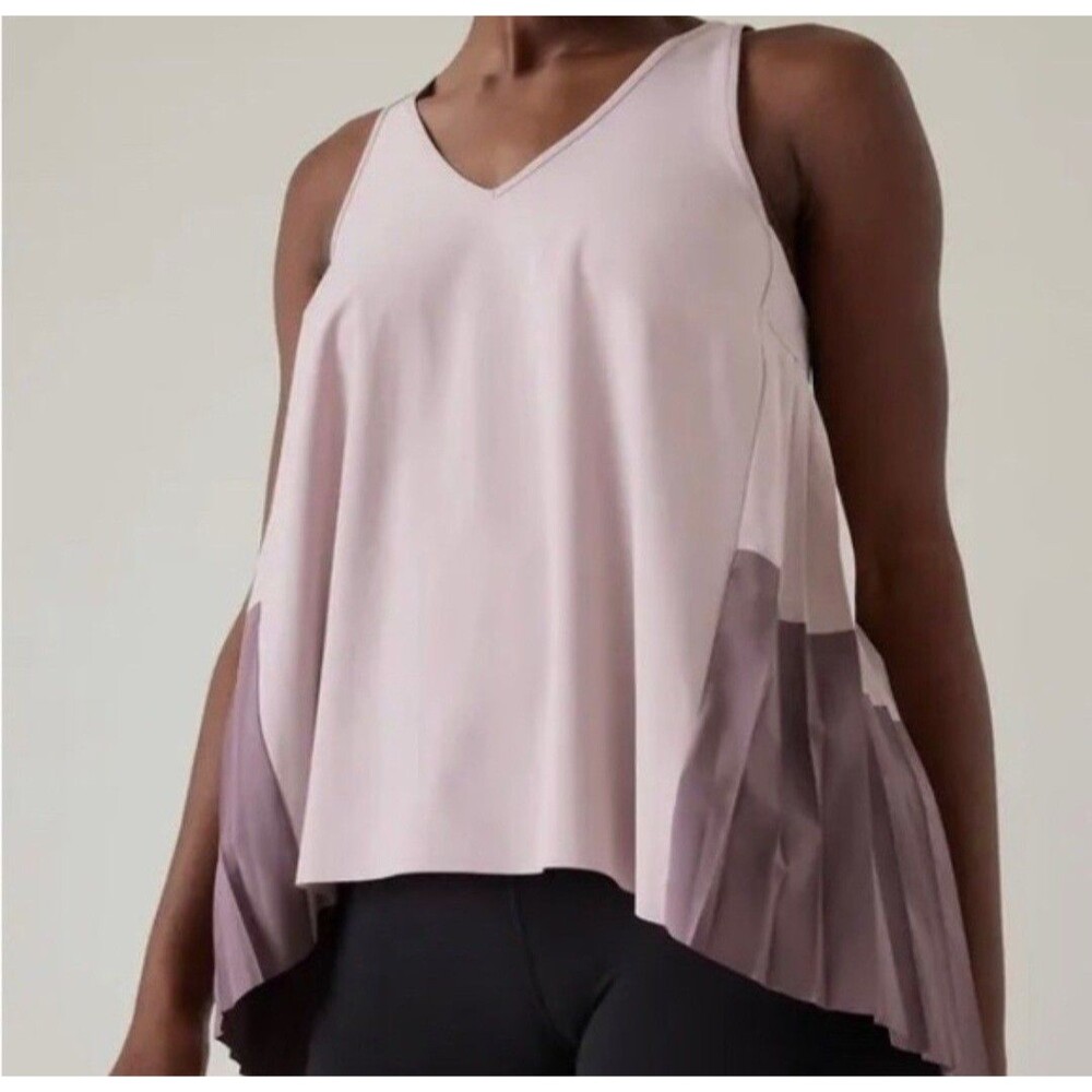 Athleta swing forward pleated tank v neck sleeveless sz small